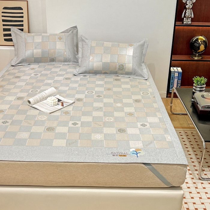 91家纺网 家纺一手货源 找家纺 2023澳梵植物抗菌冰丝凉席三件套软席 方格-咖啡