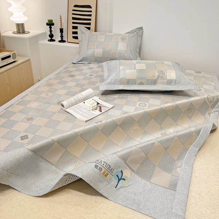 91家纺网 家纺一手货源 找家纺 2023澳梵植物抗菌冰丝凉席三件套软席 方格-咖啡