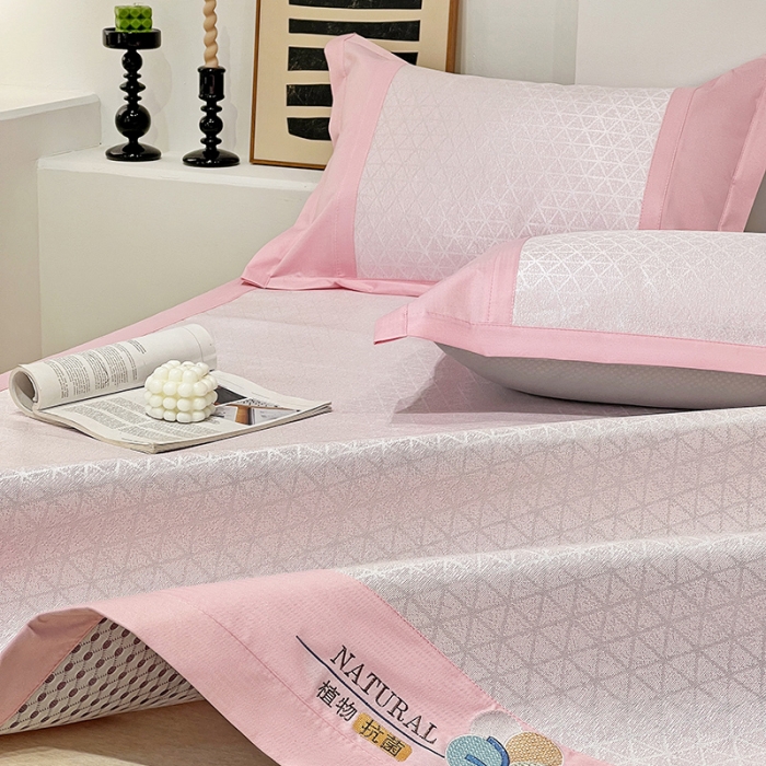 91家纺网 家纺一手货源 找家纺 2023澳梵植物抗菌冰丝凉席三件套软席 米格-粉