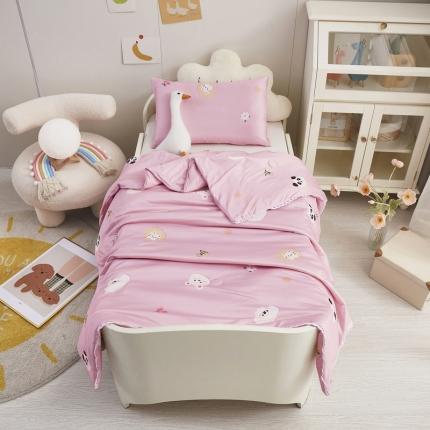 91家纺网 家纺一手货源 找家纺 丝涟 2023新款 A类儿童针织棉印花夏被 熊猫-粉