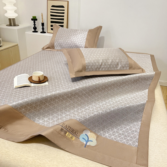 91家纺网 家纺一手货源 找家纺 2023澳梵植物抗菌冰丝凉席三件套软席 米格-金咖