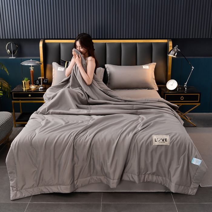 91家纺网 家纺一手货源 找家纺 宇豪 2023新款水洗棉夏被 LOVE-高级灰