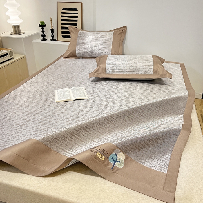 91家纺网 家纺一手货源 找家纺 2023澳梵植物抗菌冰丝凉席三件套软席 简约-咖啡