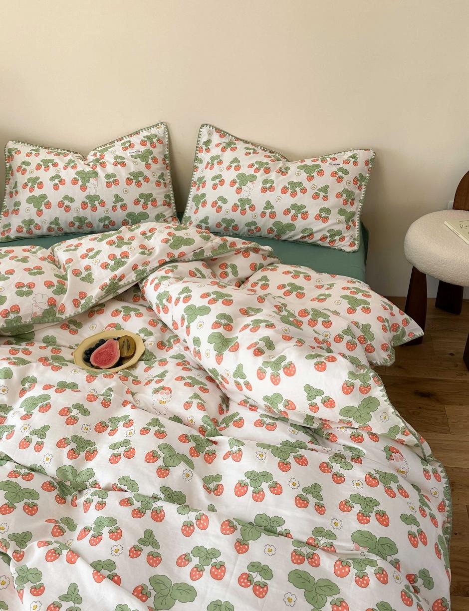 91家纺网 家纺一手货源 找家纺 洋铭区 2023新款双层纱四件套系列 草莓小园