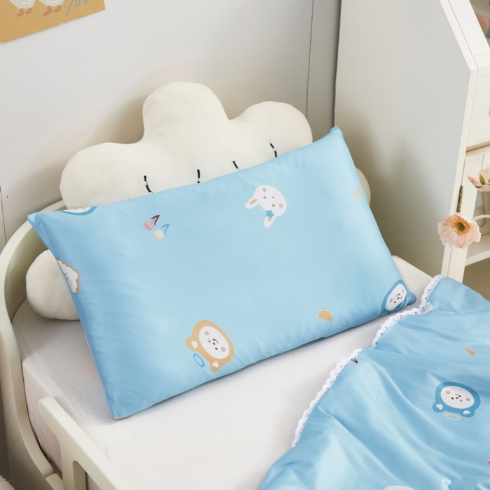 91家纺网 家纺一手货源 找家纺 丝涟 2023新款 A类儿童针织棉印花夏被 蓝小兔