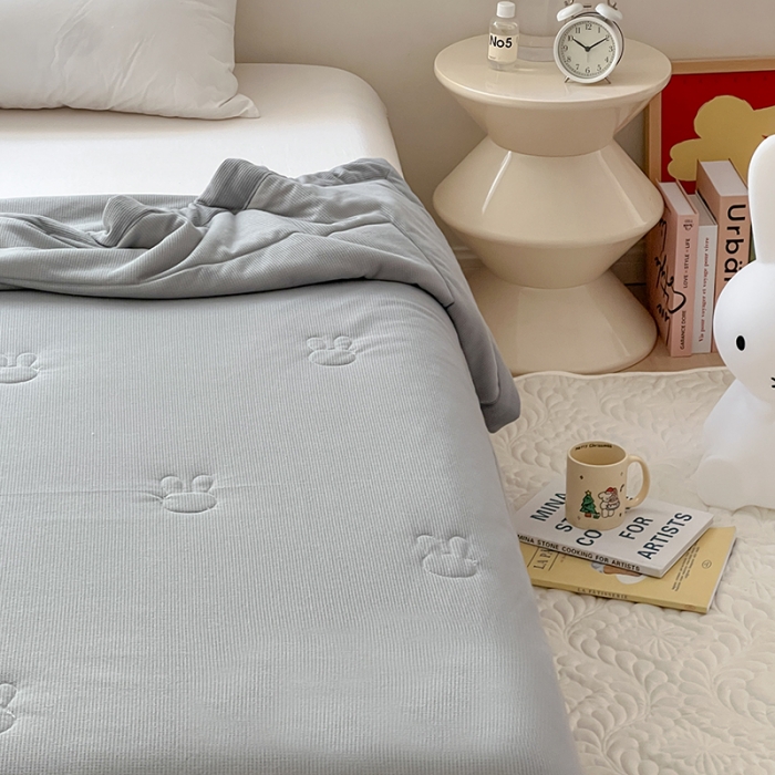 91家纺网 家纺一手货源 找家纺 伊被源 2023新款华夫格针织棉夏被--无标款 灰