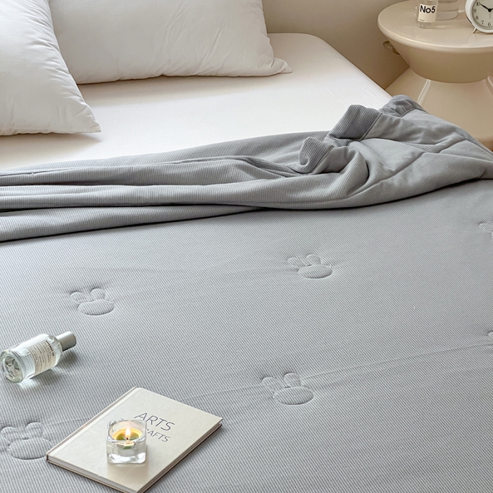 91家纺网 家纺一手货源 找家纺 伊被源 2023新款华夫格针织棉夏被--无标款 灰