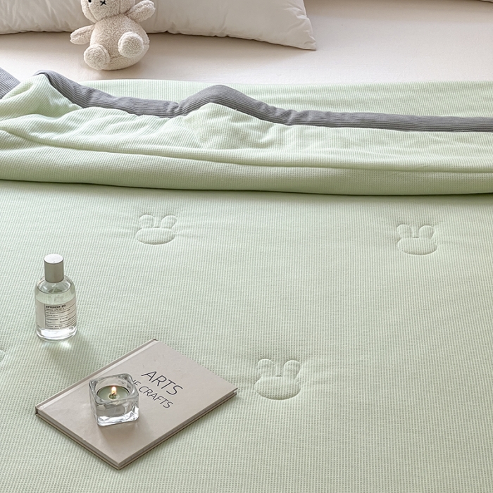 91家纺网 家纺一手货源 找家纺 伊被源 2023新款华夫格针织棉夏被--无标款 绿