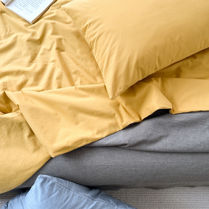 91家纺网 家纺一手货源 找家纺 玖弘 2023新款大豆夏被 姜黄+军绿双拼