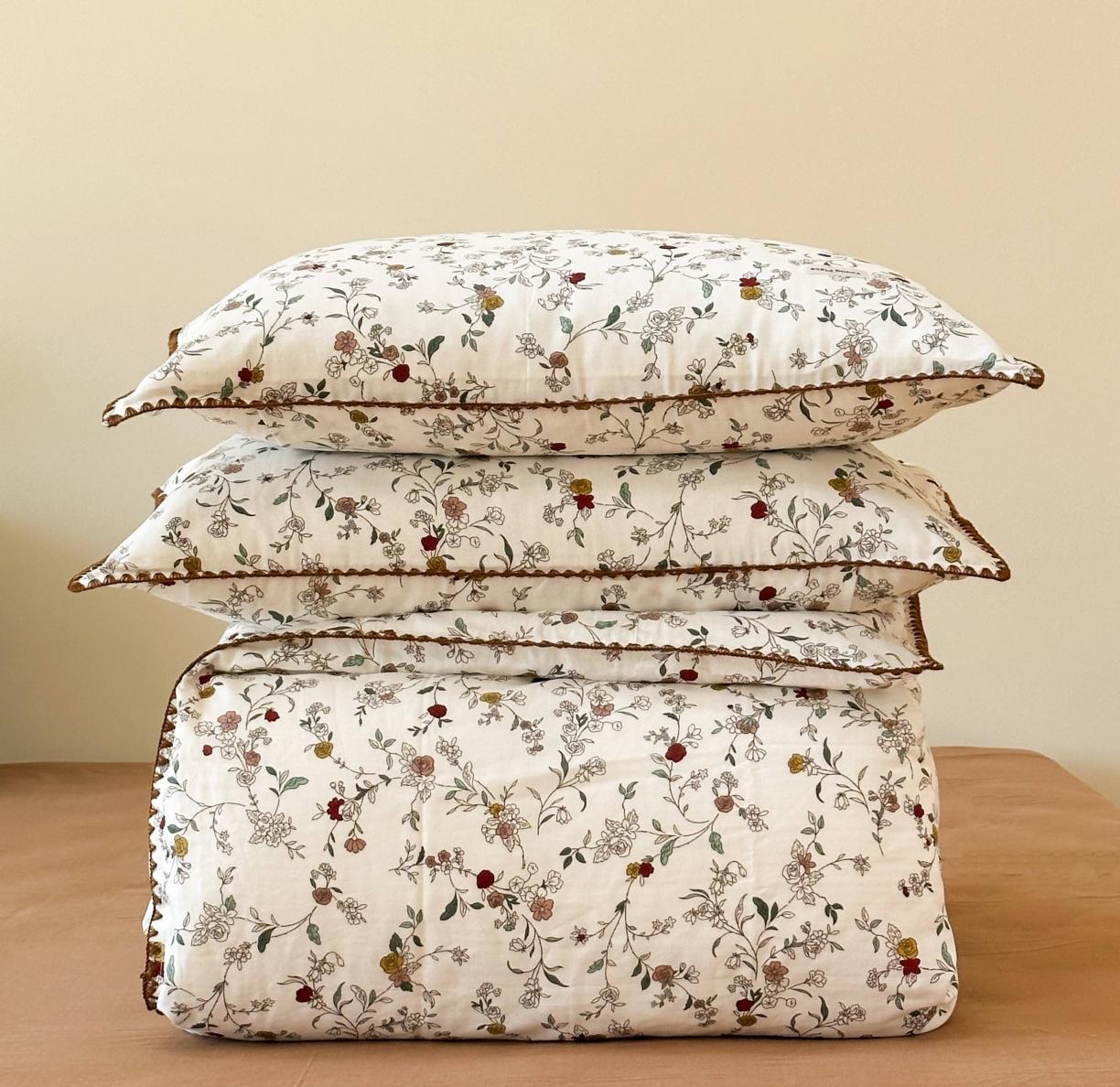 91家纺网 家纺一手货源 找家纺 洋铭区 2023新款双层纱四件套系列 小紫花束