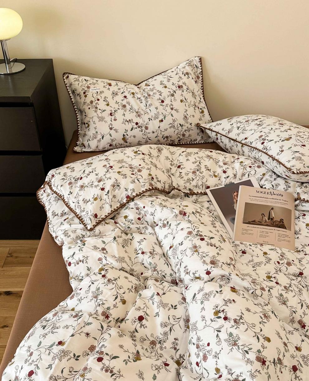 91家纺网 家纺一手货源 找家纺 洋铭区 2023新款双层纱四件套系列 小紫花束