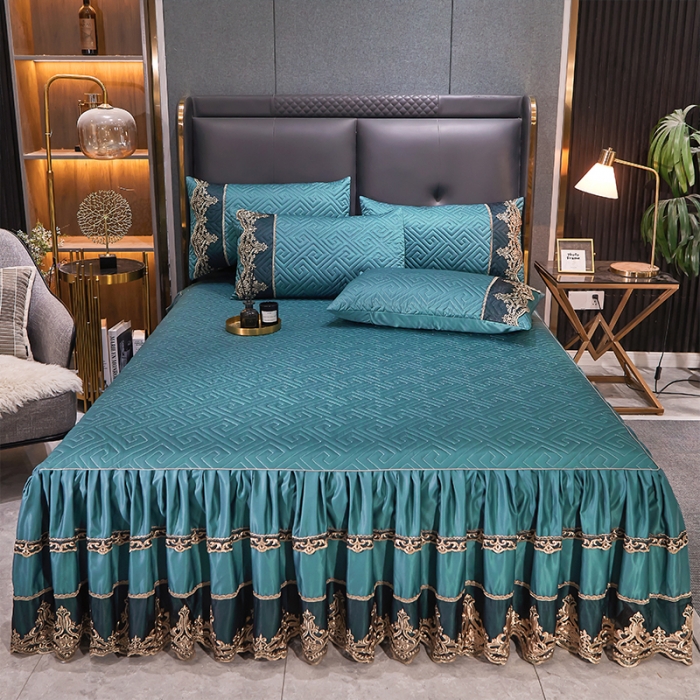 91家纺网 家纺一手货源 找家纺 （总）罗艺轩 2024新款贡缎提花夹棉床裙尊享系列三件套