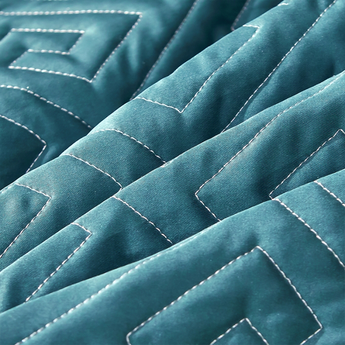 91家纺网 家纺一手货源 找家纺 罗艺轩 2024新款贡缎提花夹棉床裙尊享系列三件套 宾利兰