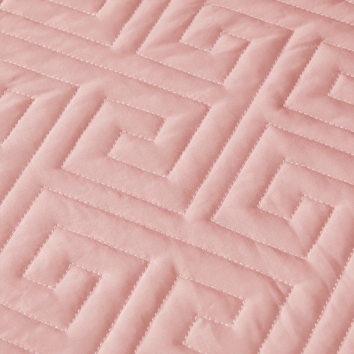 91家纺网 家纺一手货源 找家纺 罗艺轩 2024新款贡缎提花夹棉床裙尊享系列三件套 凝脂玉