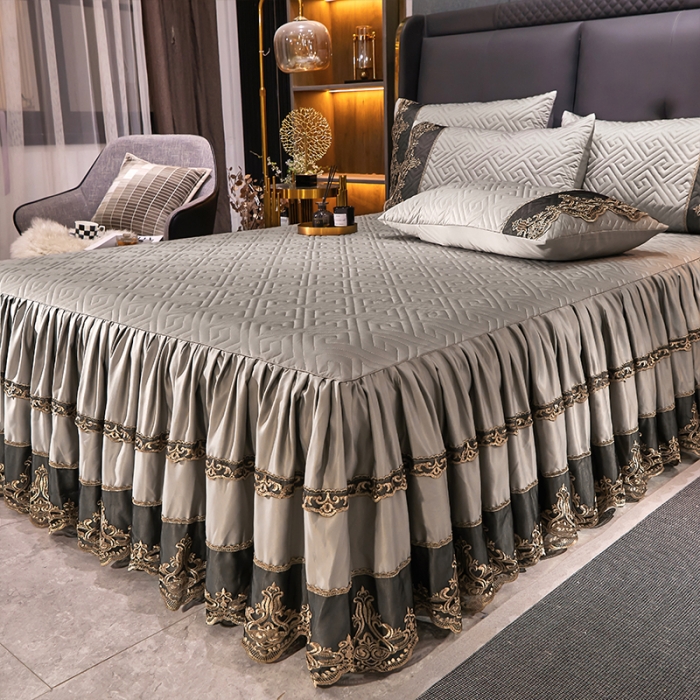 91家纺网 家纺一手货源 找家纺 罗艺轩 2024新款贡缎提花夹棉床裙尊享系列四件套冰灿银