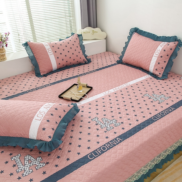 91家纺网 家纺一手货源 找家纺 冬然 2023新款全棉防滑榻榻米垫子炕垫纯棉床盖三件套 粉色星星