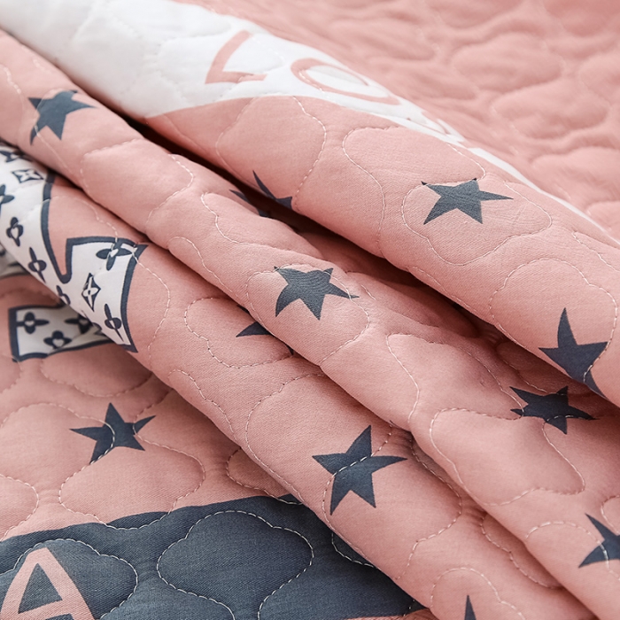 91家纺网 家纺一手货源 找家纺 冬然 2023新款全棉防滑榻榻米垫子炕垫纯棉床盖三件套 粉色星星