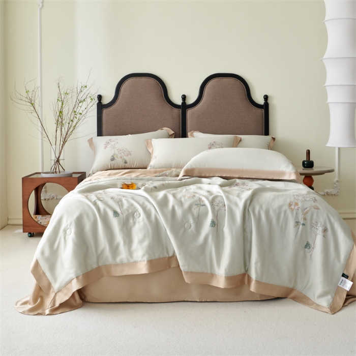 91家纺网 家纺一手货源 找家纺 （总）榻尚家居 2023新款印花天丝夏被四件套