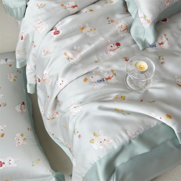 91家纺网 家纺一手货源 找家纺 2023新款印花天丝夏被四件套 萌兔 绿