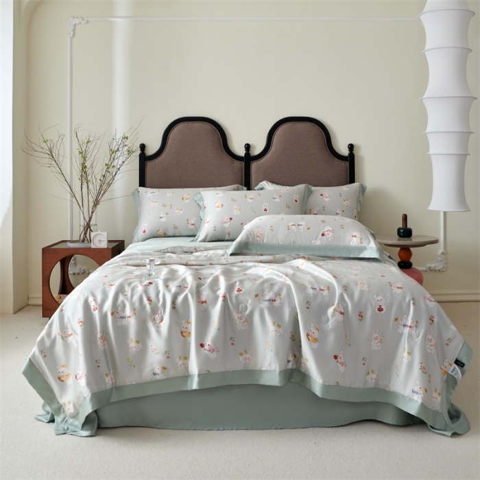 91家纺网 家纺一手货源 找家纺 2023新款印花天丝夏被四件套 萌兔 绿