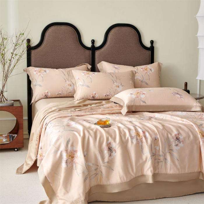 91家纺网 家纺一手货源 找家纺 2023新款印花天丝夏被四件套 音雅 玉色