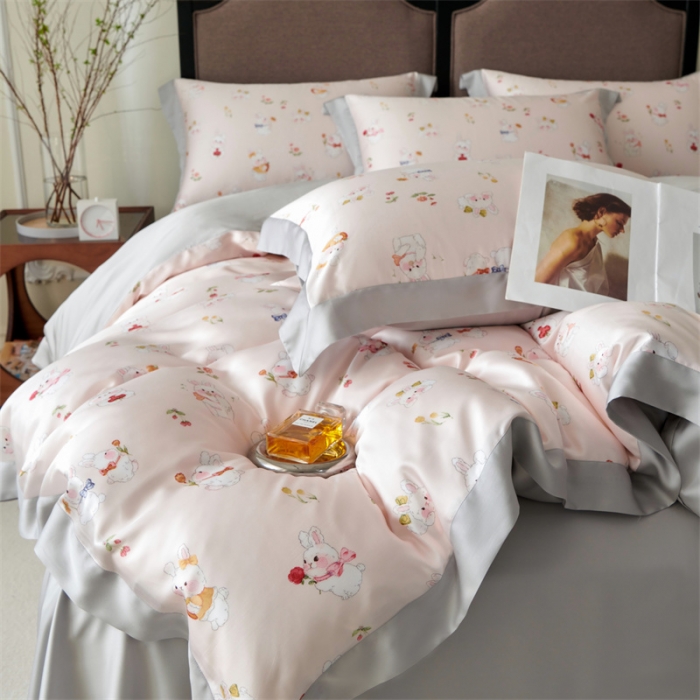 91家纺网 家纺一手货源 找家纺 2023新款印花天丝四件套 萌兔 粉