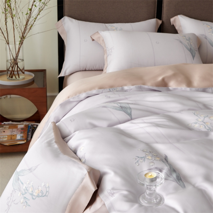 91家纺网 家纺一手货源 找家纺 2023新款印花天丝四件套 暮雨