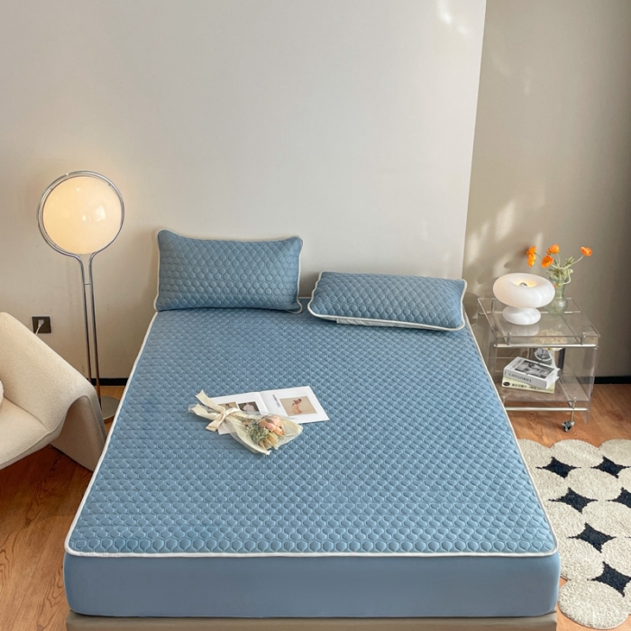 91家纺网 家纺一手货源 找家纺 欧邦  新款纯色凉感丝乳胶床笠款夏被四件套 藏蓝