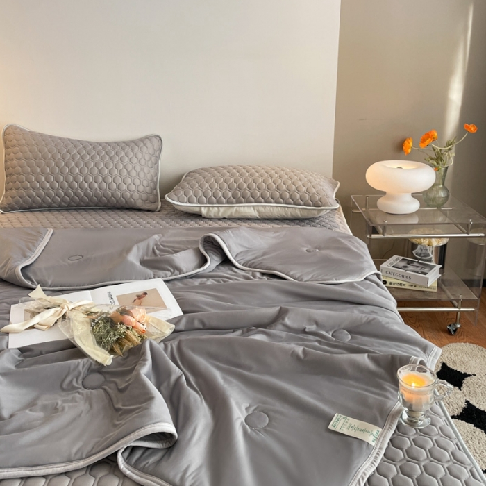 91家纺网 家纺一手货源 找家纺 欧邦  新款纯色凉感丝乳胶床笠款夏被四件套 高级灰