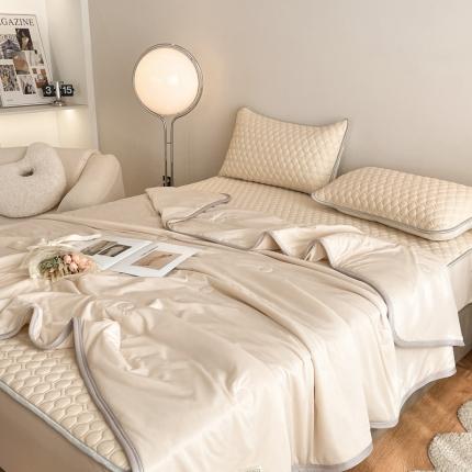 91家纺网 家纺一手货源 找家纺 欧邦  新款纯色凉感丝乳胶床笠款夏被四件套 杏色