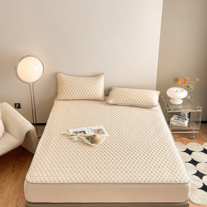 91家纺网 家纺一手货源 找家纺 欧邦  新款纯色凉感丝乳胶床笠款夏被四件套 杏色