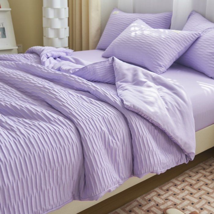 91家纺网 家纺一手货源 找家纺 畅销被业2024新款直播爆款泡泡纱夏被夏凉被空调被四件套 浅紫色