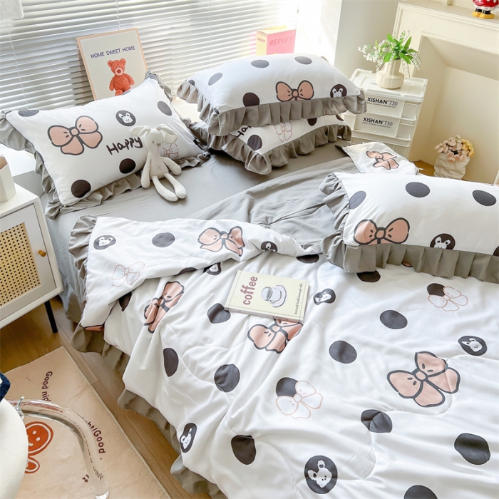 91家纺网 家纺一手货源 找家纺 2025新款吾欢心糯小棉韩版花边夏被四件套 波点蝴蝶结灰