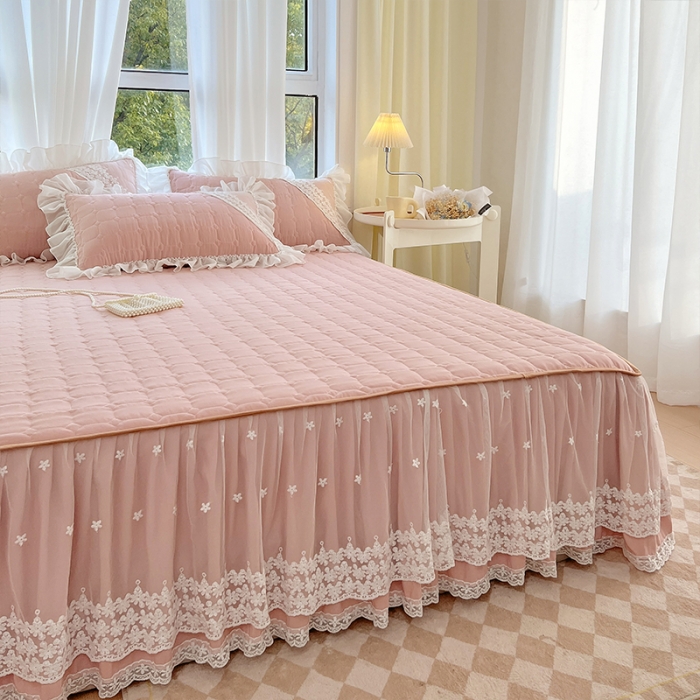 91家纺网 家纺一手货源 找家纺 罗艺轩 2024新款 泡泡纱夹棉床裙白雪公主系列四件套 美人玉