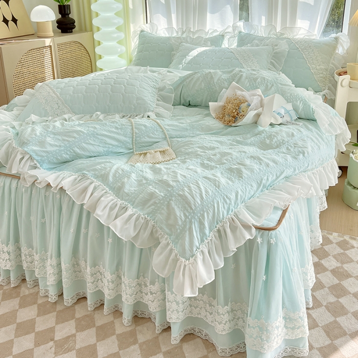 91家纺网 家纺一手货源 找家纺 罗艺轩 2024新款 泡泡纱夹棉床裙白雪公主系列四件套 天空蓝