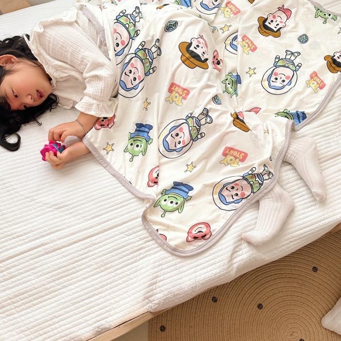 91家纺网 家纺一手货源 找家纺 星期八 2023新款 迪斯尼凉感毯 巴斯光年