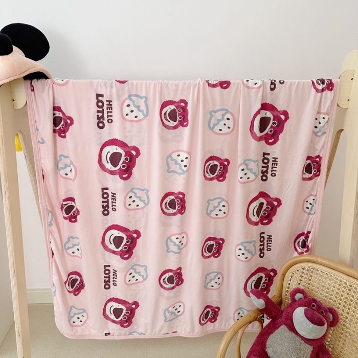 91家纺网 家纺一手货源 找家纺 星期八 2023新款 迪斯尼凉感毯 草莓熊