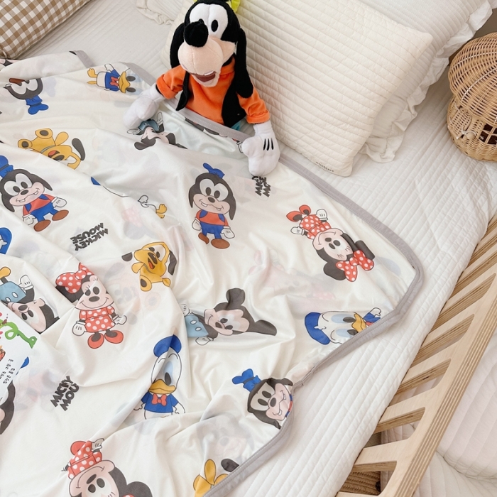 91家纺网 家纺一手货源 找家纺 星期八 2023新款 迪斯尼凉感毯 萌趣