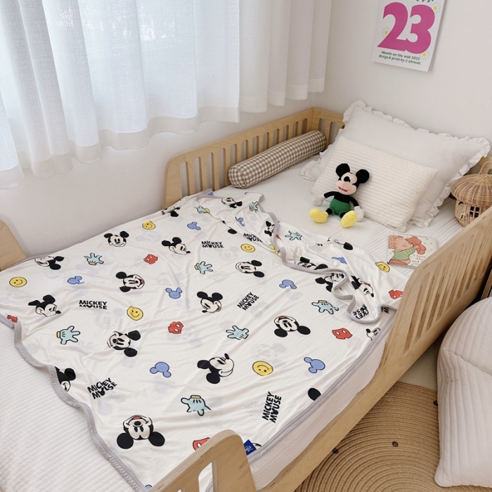 91家纺网 家纺一手货源 找家纺 星期八 2023新款 迪斯尼凉感毯 米奇