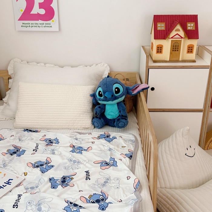 91家纺网 家纺一手货源 找家纺 星期八 2023新款 迪斯尼凉感毯 史迪仔