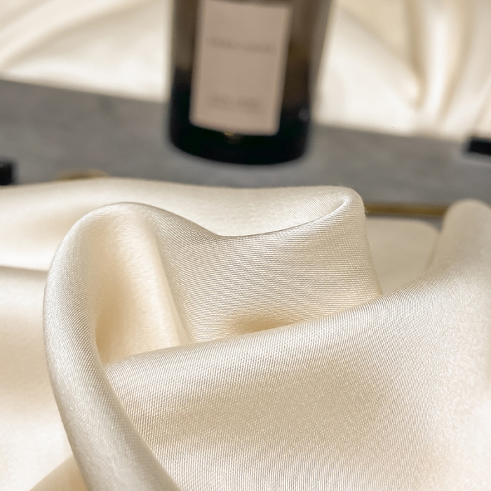 91家纺网 家纺一手货源 找家纺 涵宸家纺 2023新款天丝ᵀᴹ纯色-单枕套 单枕套-奶昔