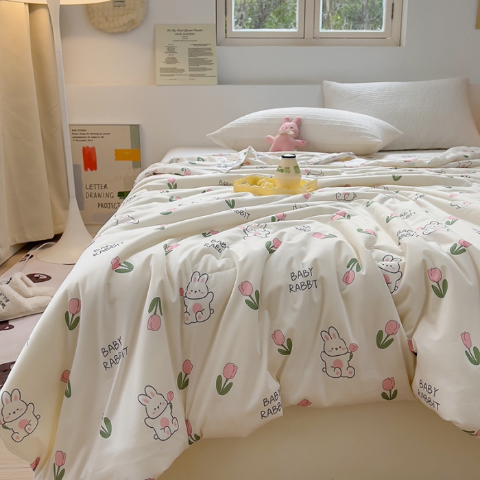 91家纺网 家纺一手货源 找家纺 木堇家居 2023新款针织夏被A类大豆针织棉夏被baby兔