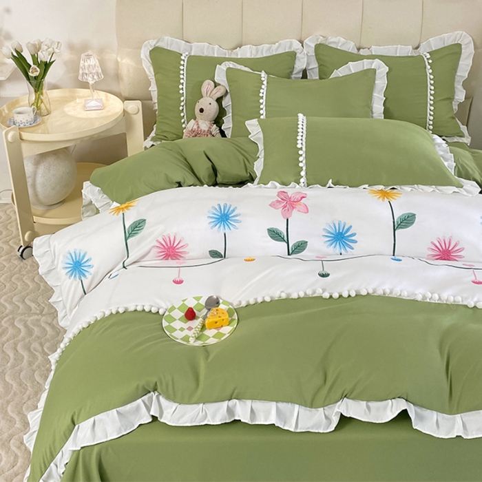 91家纺网 家纺一手货源 找家纺 绒兔兔 2023柔肤棉韩版刺绣精致毛球工艺四件套 春日-橄榄绿