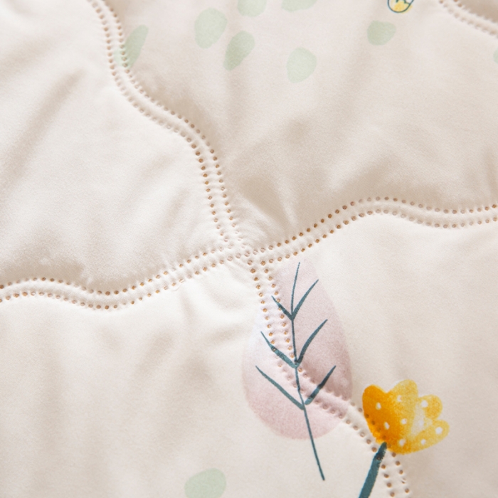 91家纺网 家纺一手货源 找家纺 爱派2023新款水洗棉印花夏被夏凉被空调被被子被芯 长颈鹿