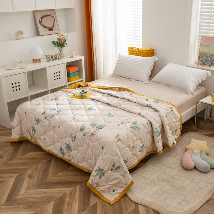 91家纺网 家纺一手货源 找家纺 爱派2023新款水洗棉印花夏被夏凉被空调被被子被芯 长颈鹿