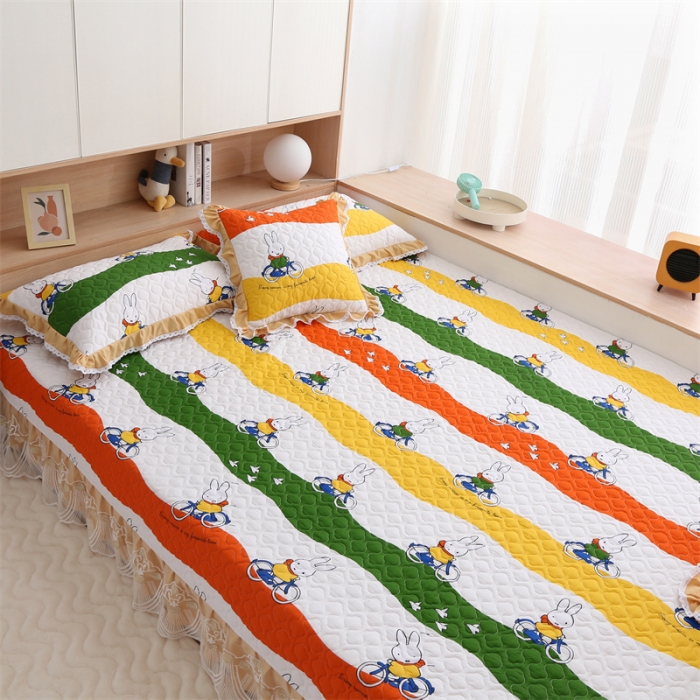 91家纺网 家纺一手货源 找家纺 美优兰 2025新款全棉防滑榻榻米炕垫纯棉床盖三件套 童年时光