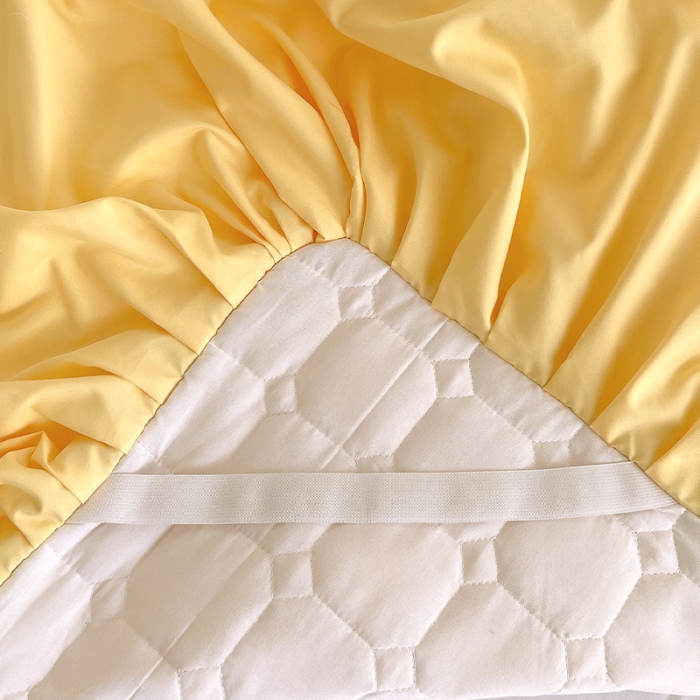 91家纺网 家纺一手货源 找家纺 罗艺轩 2024新款 泡泡纱夹棉床裙白雪公主系列 柠檬黄