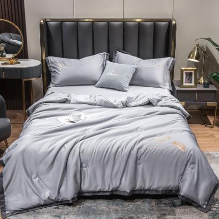 91家纺网 家纺一手货源 找家纺 新款水洗真丝刺绣夏被四件套凤羽-浅灰