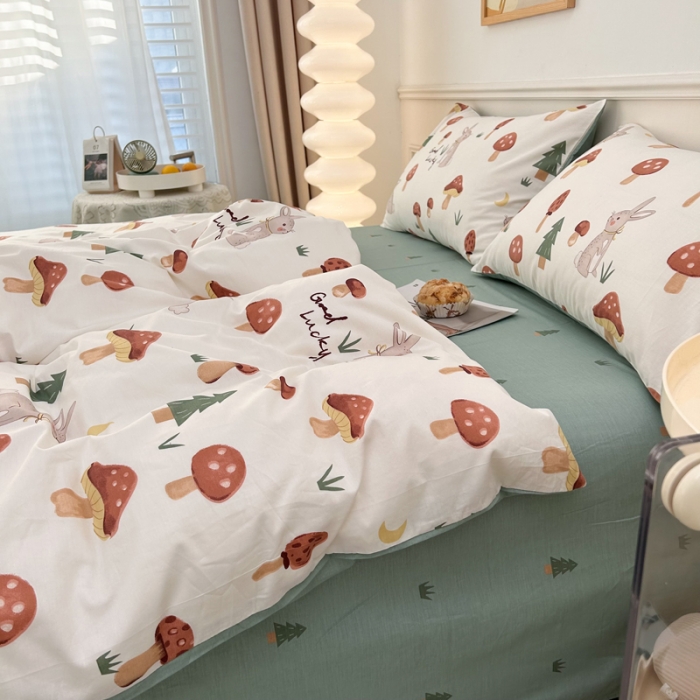 91家纺网 家纺一手货源 找家纺 柠馨 2023新款 13376全棉印花三件套学生季三件套 蘑菇林