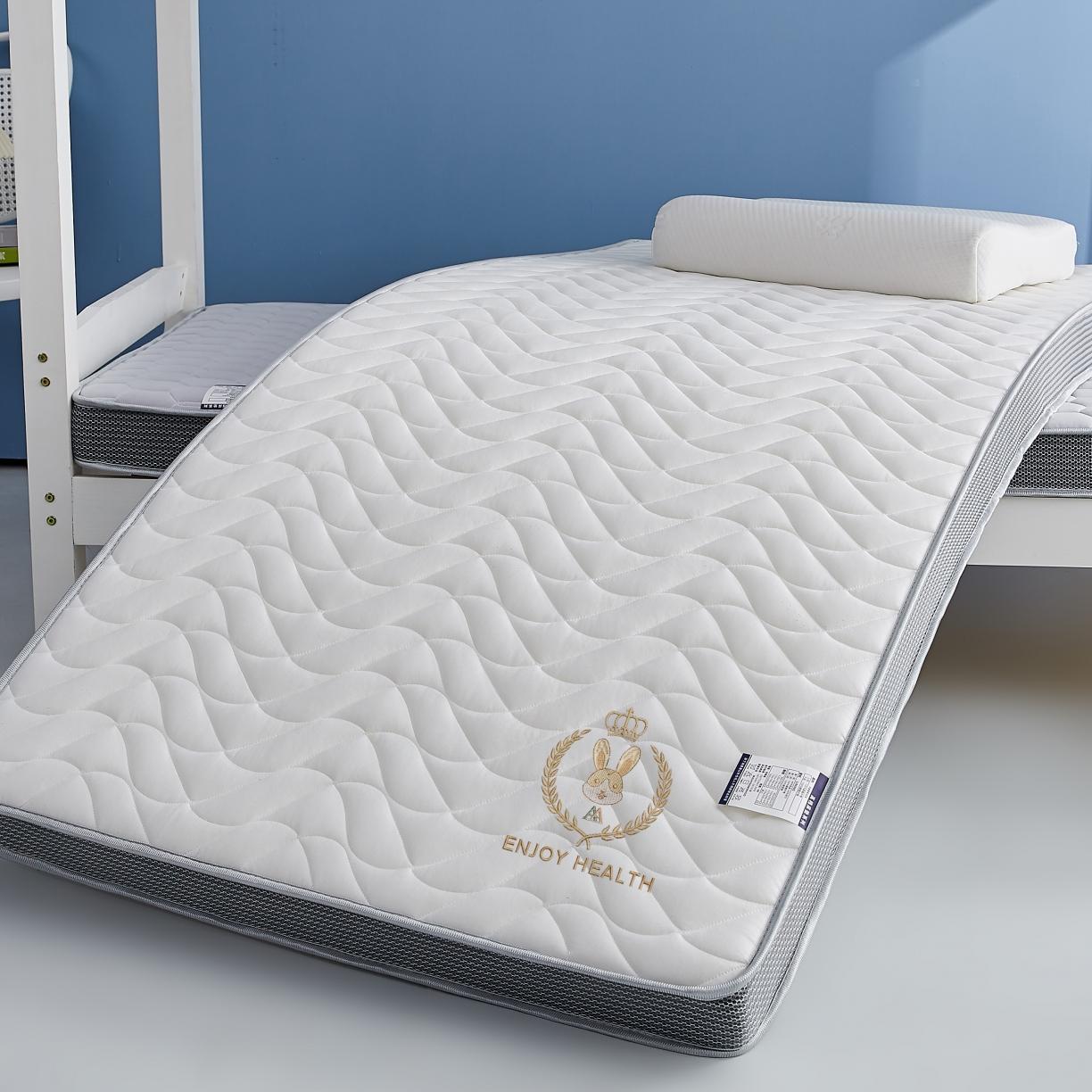 91家纺网 家纺一手货源 找家纺 鹿辉 2023新款烫画牛奶丝立体床垫学生款 如意兔白波浪